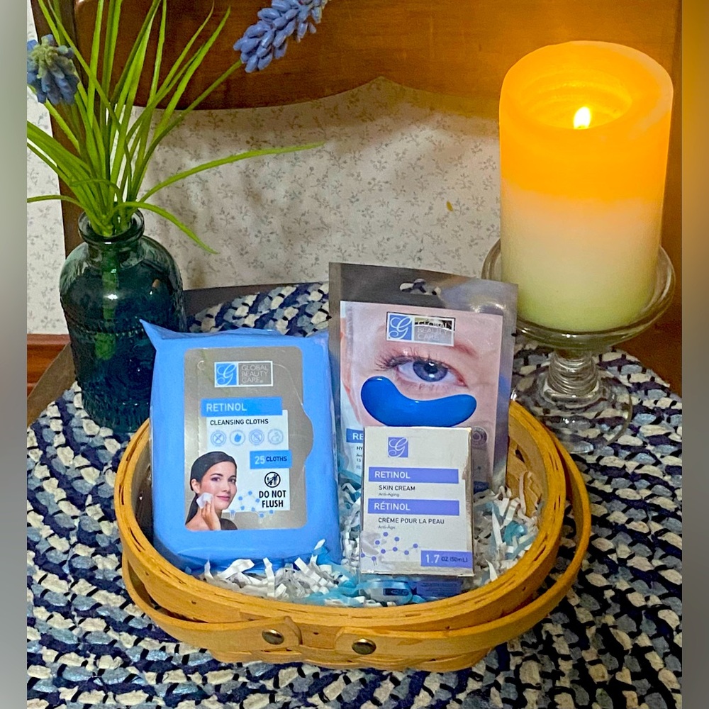 Global Beauty Care GBC 3 piece retinol skincare set